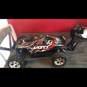 Traxxas Jato 3.3